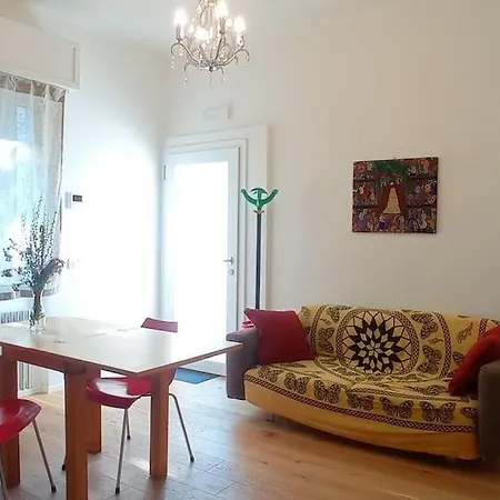 L'approdo Di Enea Sotto La Pergola Ferienhaus *